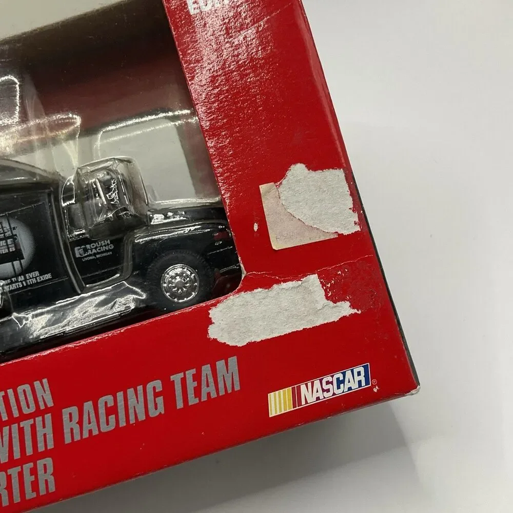 1997 Racing Champions Jeff Burton #99 Exide 1:64 Premier Transporter 1124/1404